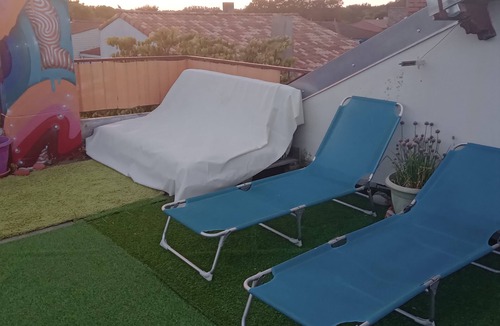 Landeronde House | Maison Spacieuse et Agréable Avec Terrasse, à 25 mn de la mer