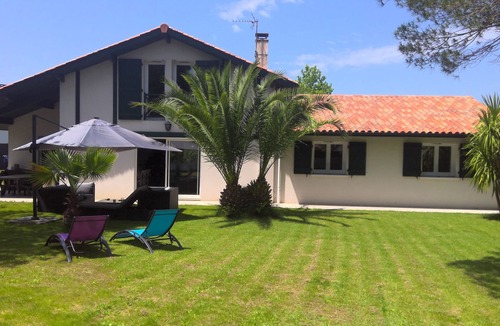 Ustaritz House | Maison Spacieuse et Moderne au Pays Basque