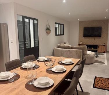 Saint-Epain House | Maison spacieuse pour 6 personnes