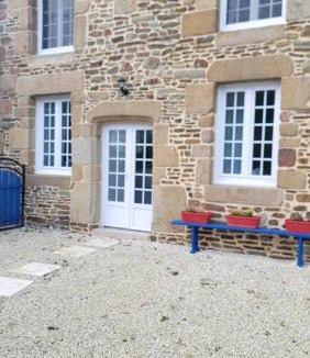 Villiers-le-Pre Bed & Breakfast | Maison St. James