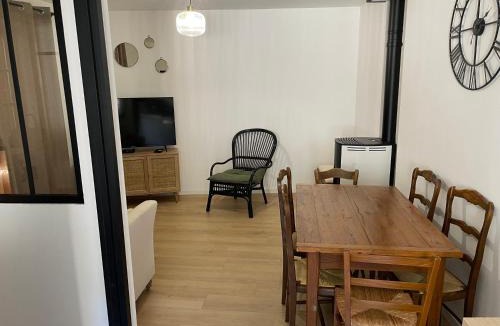 Florac House | Maison St Louis