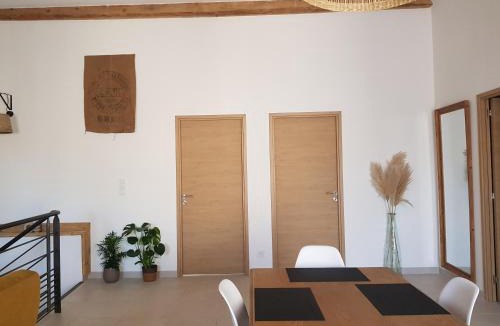 Fonties-d'Aude Apartment | Maison Stellas