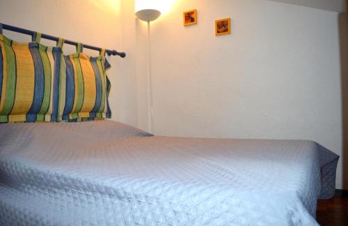 Plage d'Argeles Apartment | Maison Studio cabine mezzanine dans résidence avec piscine 4 couchages AR440-126