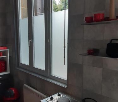 Sedan Apartment | MAISON Studio SEDAN Meublé 14M2 INDEPENDANT