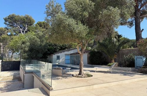 Martigues House | Maison Sud: Between sea and vineyards