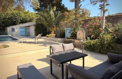 Martigues House | Maison Sud: Between sea and vineyards