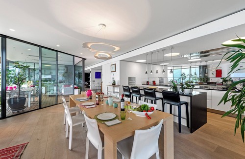 Paradiso Villa | Maison Sur l'Eau, Paradiso (Lugano), Switzerland