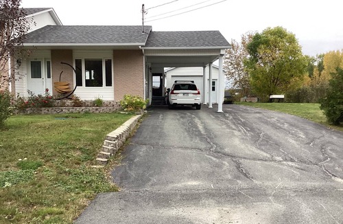 Rouyn-Noranda House | Maison sur le bord du lac à 5 km de Rouyn-Noranda