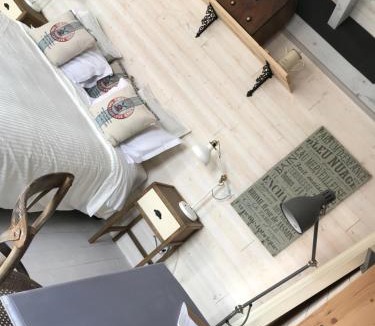 Colombey-les-deux-Eglises House | Maison & Tartine