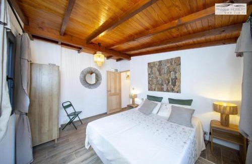 Mondragon Bed & Breakfast | Maison Terre de Lune