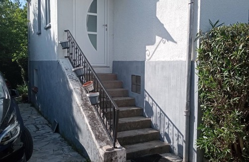 Roseraie House | Maison Toulousaine a 5 Minutes du Métro Dans un Quartier Calme