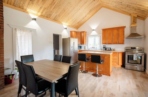 Tourville House | Maison Tourville