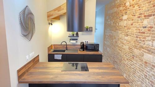 Saint-Omer House | Maison tout confort I Jacuzzi extérieur I Netflix ! 10 couchages