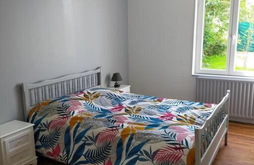 Saint-Benoit-du-Sault House | maison tout confort avec piscine