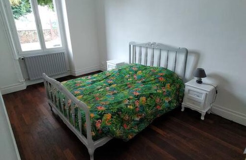 Saint-Benoit-du-Sault House | maison tout confort avec piscine