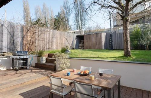 Maurepas House | Maison Trégain - Grand Jardin et Terrasse