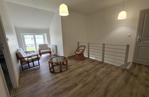 Montierchaume House | Maison tranquille avec jardin, proche Châteauroux, 4 ch., 3 sdb, terrasse, barbecue, parking - FR-1-591-358