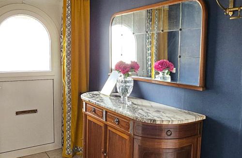 Quievrechain House | Maison Trianon 1928