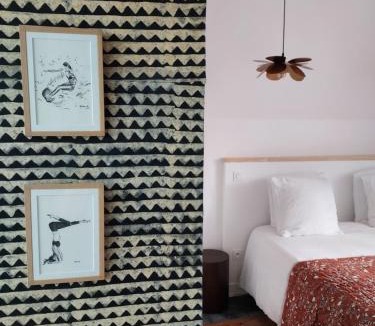 Saint-Coulomb Bed & Breakfast | Maison Triton et Porcelaine