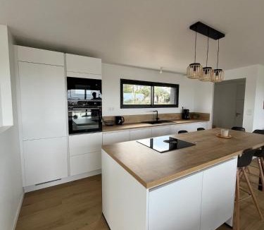 Locquirec House | Maison Ty Loki - Vue mer, 400m de la plage