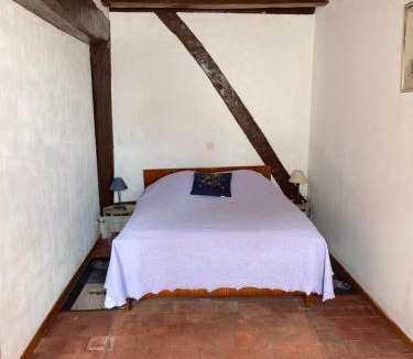 La Chapelle-dʼAngillon House | Maison typique de sologne