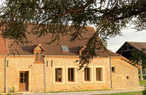Etrechet House | Maison typique en Berry avec fibre et cour privée - FR-1-591-746