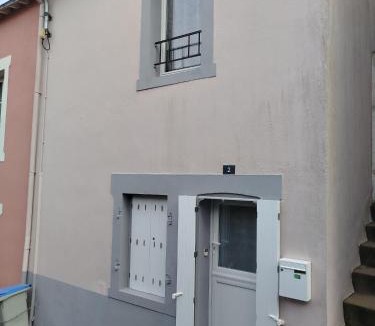 Le Pellerin Apartment | Maison typique rénovée, calme et centrale