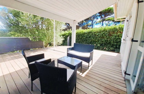 Gassin Ski Chalet | Maison une chambre climatisée proche de St Tropez