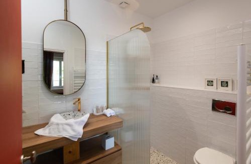 Cote Ouest Ormeaux Apartment | Maison Valmer - Le négociant, élégant F2 classé 4 étoiles