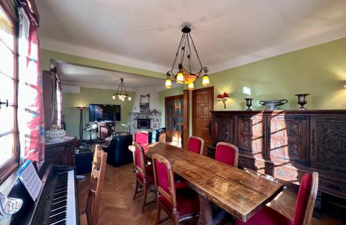 Yenne House | Maison Vaquier 1