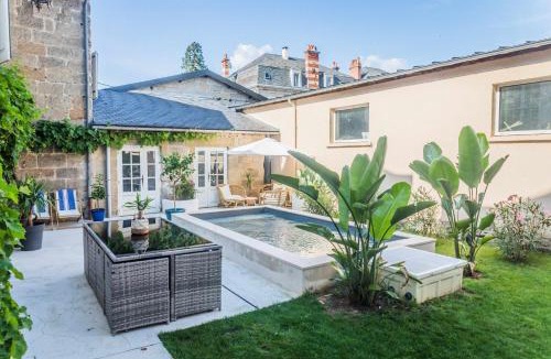 Brive-la-Gaillarde Apartment | Maison Victoire
