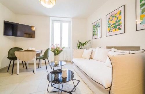 Brive-la-Gaillarde Apartment | Maison Victoire