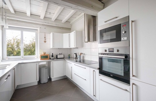 Bresse-sur-Grosne House | Maison Vigneronne