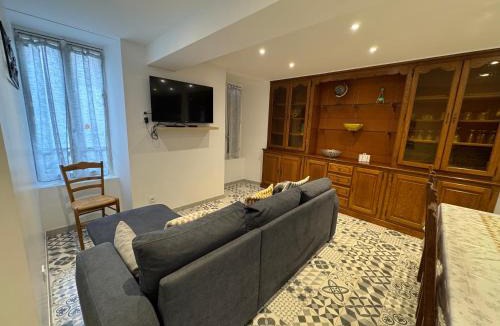 Montdauphin House | Maison vintage à Montdauphin