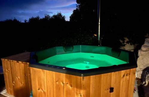 Coursegoules House | Maison vue exceptionnelle avec spa