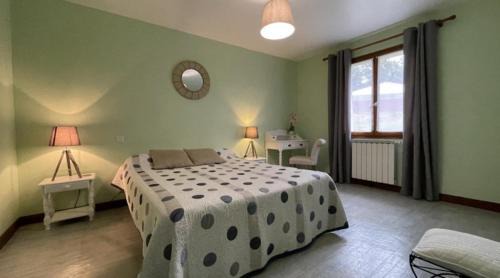 Saint-Jean-le-Vieux Bed & Breakfast | Maison Zubiatia - 3km Compostelle