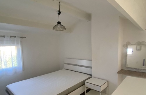 Saint-Vallier-de-Thiey House | Maisonette in closed residence