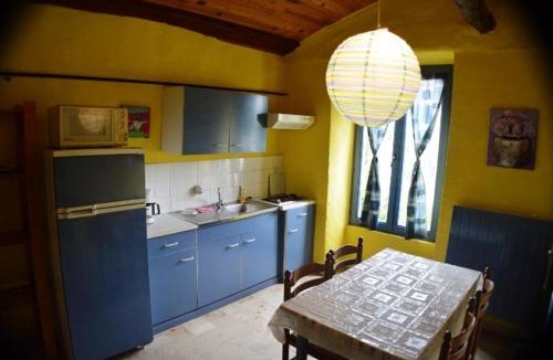 Grospierres Ski Chalet | Maisonette #16, 4 Pers, Domaine De Ribiere