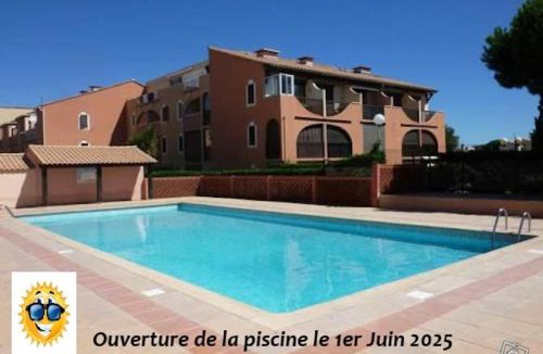 Les Arenes Apartment | Maisonette avec cours privative dans residence securisée avec Piscine