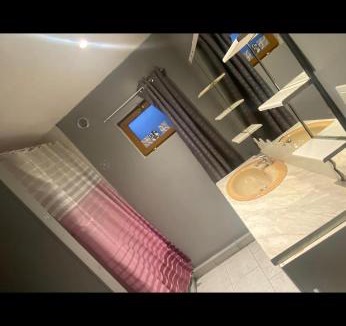 Denain Apartment | Maisonette de plain pied à 5 à pied de la gare de denain.