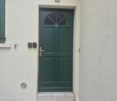 La Chapelle-en-Serval Apartment | Maisonette Chantilly Parc Asterix CDG