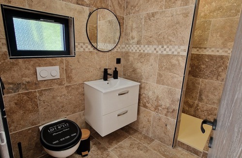 Fos-sur-Mer Apartment | Maisonette Individuelle