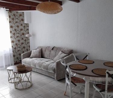 Cognac House | Maisonette Syl' -vie