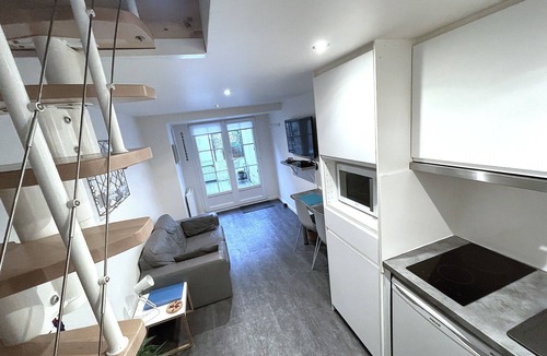 Deauville City Centre House | Maisonette with terrace in the town center, 90m from PLACE MORNY