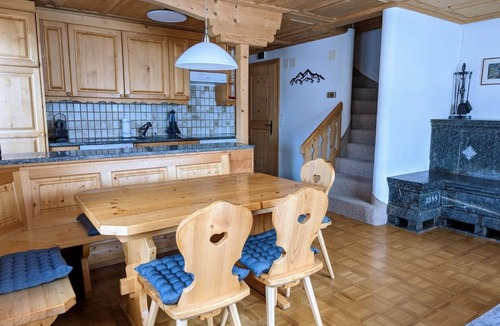 Tujetsch Apartment | Maisonette-Wohnung in Rueras bei Sedrun by Interhome