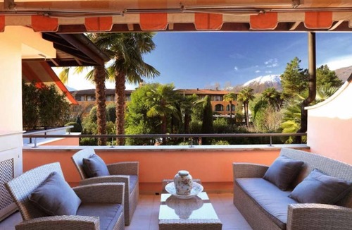 Ascona Apartment | Maisonettewohnung in Residenz des Giardino Ascona by Interhome