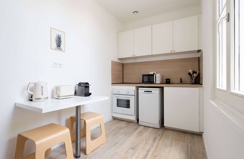 Mazargues Apartment | MaisonMars Le Concorde