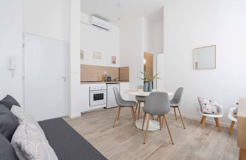 Mazargues Apartment | MaisonMars Le Concorde