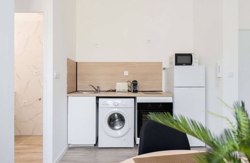 Mazargues Apartment | MaisonMars Le Concorde