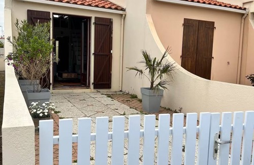 La Chaume House | Maisonnete de Charme/Port & Beach